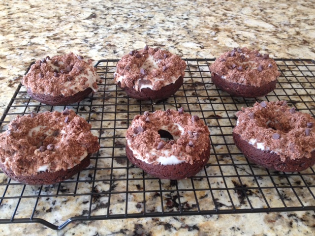 chocolate-crumb-donuts-9_16